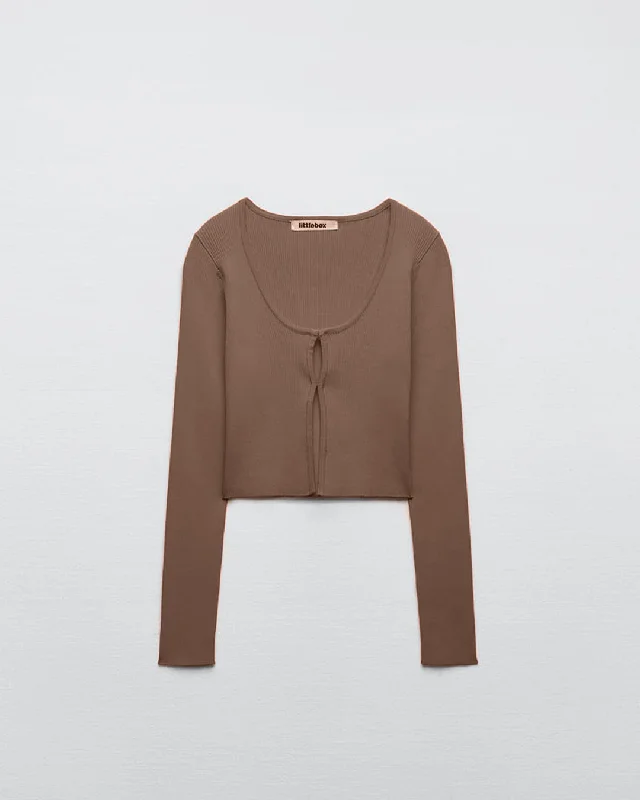 korean-minimal-aesthetic-set-of-full-sleeve-top-with-trouser-in-brown