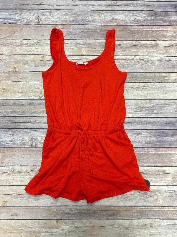 Romper By Heart & Hips  Size: S