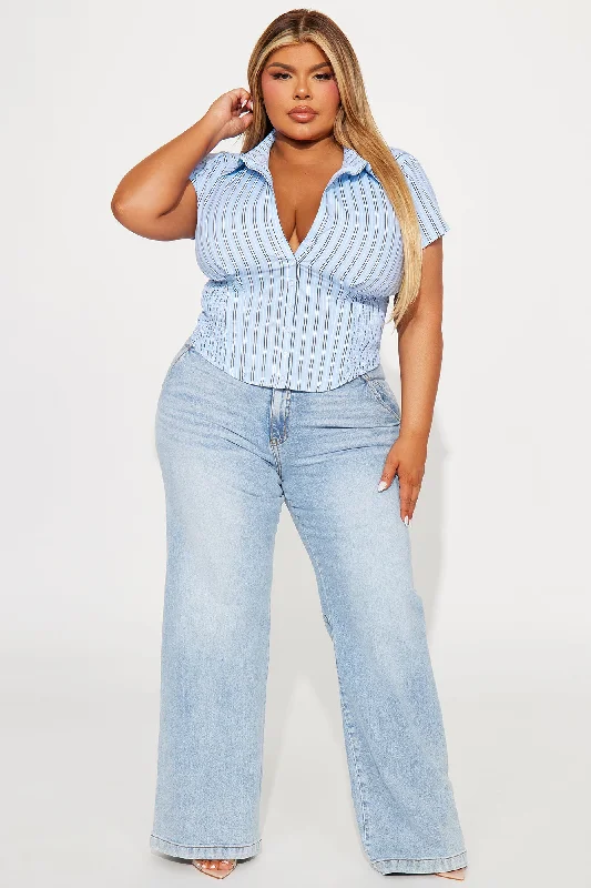 endless-talks-short-sleeve-striped-corset-top-white-blue