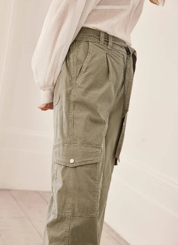 khaki-cotton-cargo-trousers