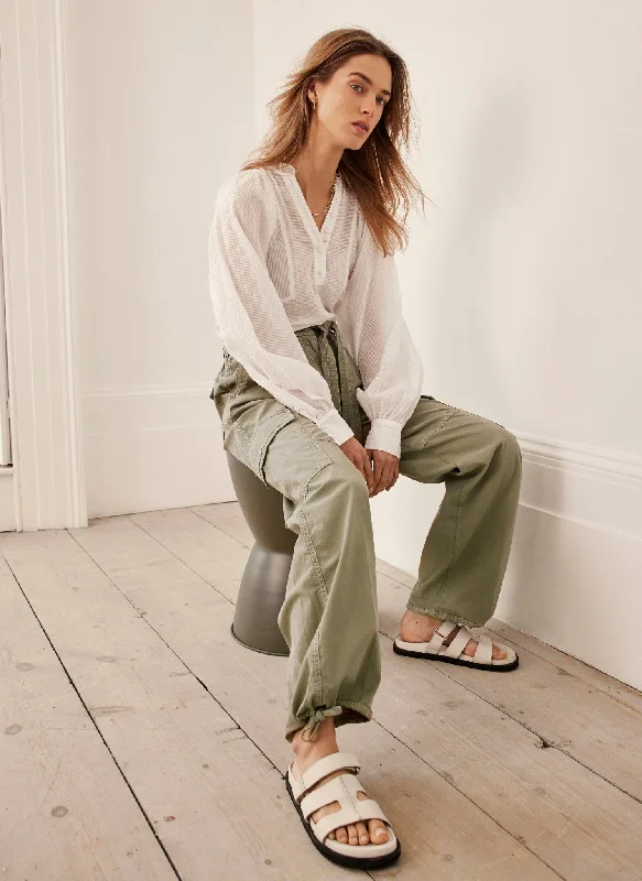 khaki-cotton-cargo-trousers