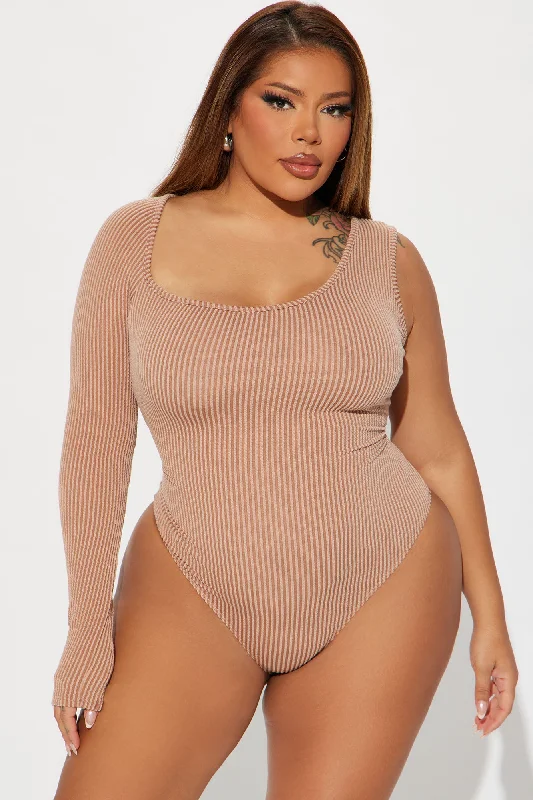 natalia-ribbed-bodysuit-taupe