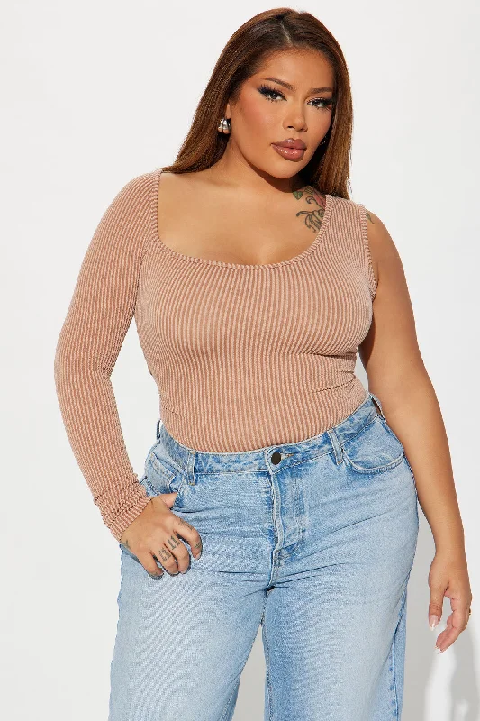 natalia-ribbed-bodysuit-taupe