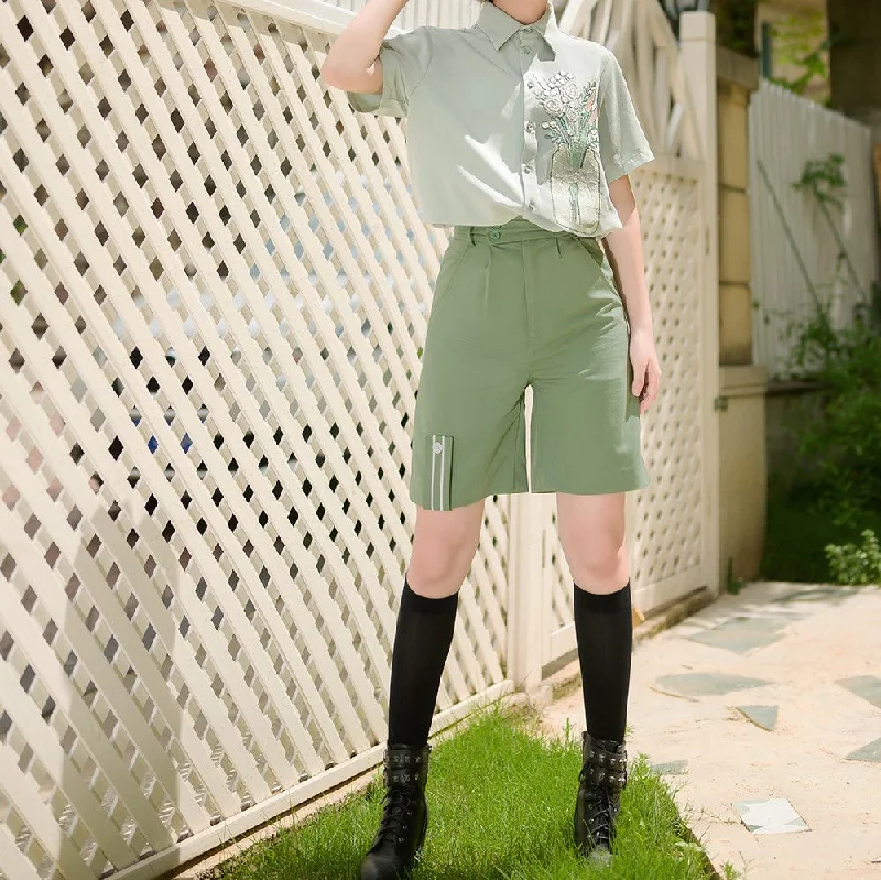 green decorative shorts