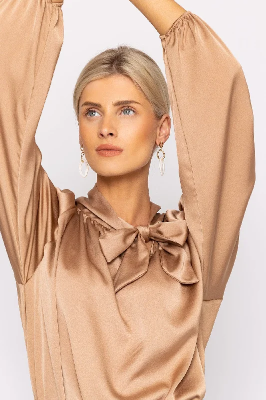 sateen-pussybow-blouse-in-camel