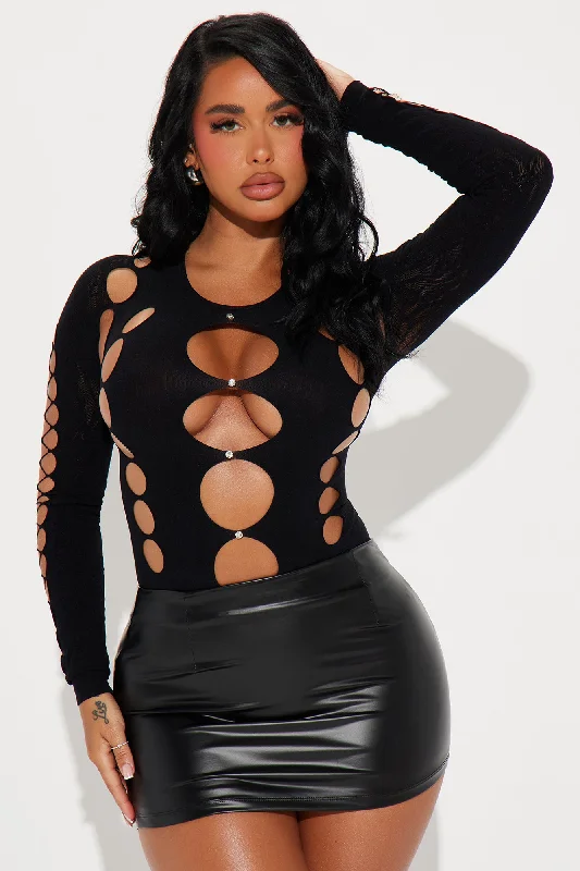 surreal-moment-seamless-bodysuit-black