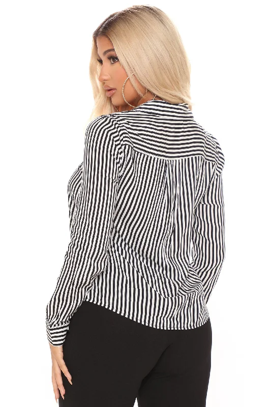 you-better-work-striped-shirt-black-white